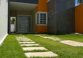 Foto 1 de Casa com 3 Quartos à venda, 93m² em Urucunema, Eusébio