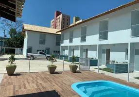 Foto 1 de Casa de Condomínio com 2 Quartos à venda, 82m² em Balneario Gardem Mar, Caraguatatuba