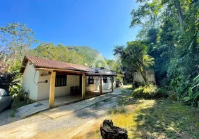 Foto 1 de Fazenda/Sítio com 4 Quartos à venda, 2000m² em Jacarepaguá, Rio de Janeiro