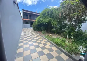 Foto 1 de Sobrado com 3 Quartos para venda ou aluguel, 217m² em Jardim Santa Maria, Jacareí