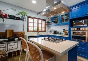 Foto 1 de Casa com 3 Quartos à venda, 365m² em Itacorubi, Florianópolis