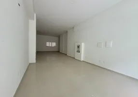 Foto 1 de Sala Comercial para alugar, 75m² em Meia Praia, Itapema