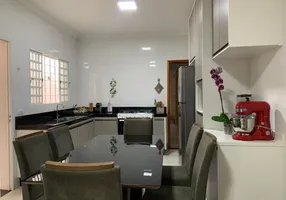 Foto 1 de Casa com 2 Quartos à venda, 113m² em Parque Planalto, Santa Bárbara D'Oeste