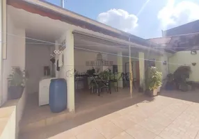 Foto 1 de Sobrado com 9 Quartos à venda, 500m² em Jardim Satélite, São José dos Campos