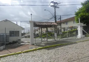 Foto 1 de Sobrado com 2 Quartos à venda, 37m² em Centro, Viamão