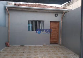 Foto 1 de Casa com 2 Quartos para alugar, 55m² em Vila Guilherme, São Paulo