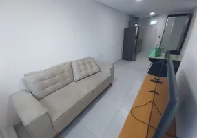 Foto 1 de Apartamento com 2 Quartos para alugar, 62m² em Miramar, João Pessoa