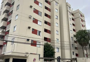 Foto 1 de Apartamento com 2 Quartos para alugar, 52m² em Anita Garibaldi, Joinville