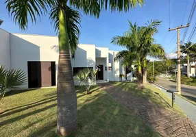 Foto 1 de Casa com 3 Quartos para venda ou aluguel, 340m² em Itapema, Itatiba