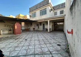 Foto 1 de Casa com 3 Quartos à venda, 150m² em Irajá, Rio de Janeiro