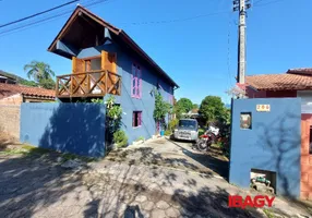 Foto 1 de Casa com 3 Quartos para alugar, 93m² em Ribeirão da Ilha, Florianópolis
