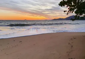 Foto 1 de Casa de Condomínio com 3 Quartos à venda, 170m² em Toque Toque Pequeno, São Sebastião