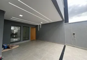 Foto 1 de Casa com 3 Quartos à venda, 163m² em Vila Rosa, Goiânia