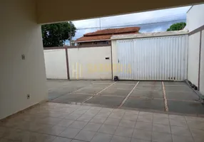 Foto 1 de Casa com 3 Quartos à venda, 181m² em Centro, Araraquara