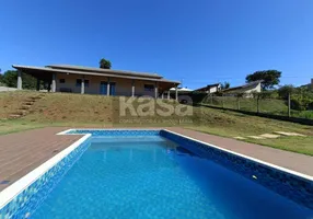 Foto 1 de Fazenda/Sítio com 3 Quartos à venda, 210m² em Bairro do Menin, Bragança Paulista