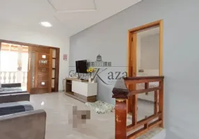 Foto 1 de Casa com 3 Quartos à venda, 170m² em Jardim Satélite, São José dos Campos