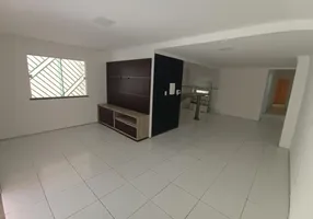 Foto 1 de Casa com 5 Quartos à venda, 226m² em Cidade dos Funcionários, Fortaleza