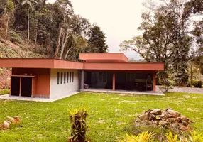 Foto 1 de Casa de Condomínio com 3 Quartos à venda, 166m² em Boa Fé, Teresópolis