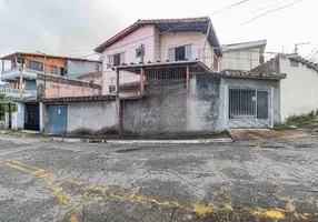 Foto 1 de Sobrado com 4 Quartos à venda, 126m² em Jaguaré, São Paulo