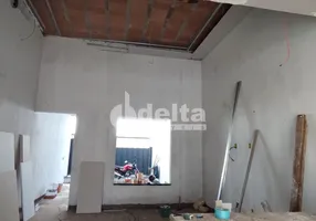 Foto 1 de Casa com 3 Quartos à venda, 178m² em Jardim Europa, Uberlândia