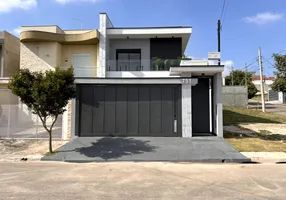 Foto 1 de Casa de Condomínio com 4 Quartos à venda, 157m² em Barueri, Santana de Parnaíba