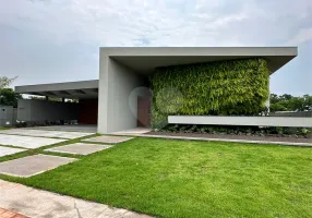 Foto 1 de Casa de Condomínio com 4 Quartos à venda, 605m² em Zona Rural, Campo Grande