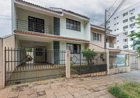 Foto 1 de Sobrado com 6 Quartos à venda, 205m² em Zona 07, Maringá