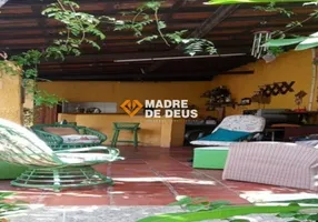 Foto 1 de Casa com 4 Quartos à venda, 130m² em Serrinha, Fortaleza