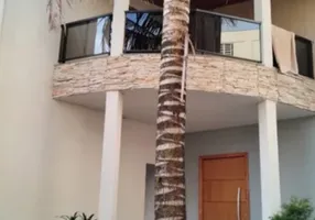 Foto 1 de Casa com 4 Quartos à venda, 350m² em Dom Cabral, Belo Horizonte