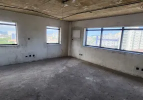 Foto 1 de Sala Comercial à venda, 64m² em Boqueirão, Santos