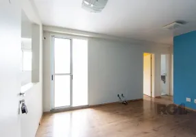 Foto 1 de Apartamento com 2 Quartos para alugar, 56m² em Cristal, Porto Alegre