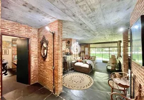 Foto 1 de Casa de Condomínio com 3 Quartos à venda, 243m² em Granja Viana, Cotia