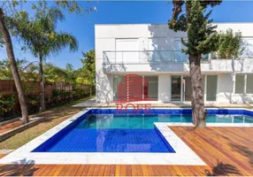 Foto 1 de Casa de Condomínio com 4 Quartos à venda, 540m² em Campo Belo, São Paulo