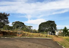 Foto 1 de Lote/Terreno à venda, 810m² em Serro Azul, Juiz de Fora