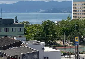 Foto 1 de Apartamento com 3 Quartos à venda, 105m² em Canto, Florianópolis