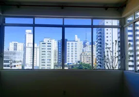 Foto 1 de Apartamento com 2 Quartos à venda, 95m² em Aclimação, São Paulo