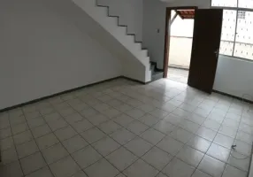 Foto 1 de Casa com 2 Quartos à venda, 65m² em Castelo, Belo Horizonte