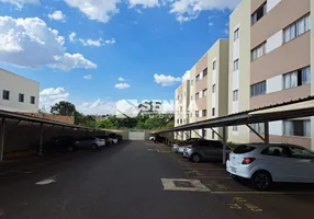 Foto 1 de Apartamento com 2 Quartos à venda, 46m² em Chácaras Tubalina E Quartel, Uberlândia