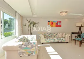 Foto 1 de Casa de Condomínio com 3 Quartos à venda, 253m² em Santo Inácio, Curitiba