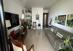 Foto 1 de Apartamento com 4 Quartos à venda, 176m² em Itaigara, Salvador