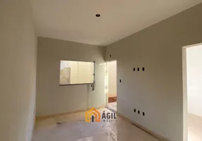 Foto 1 de Casa com 2 Quartos à venda, 55m² em Jardim Vila Rica, São Joaquim de Bicas