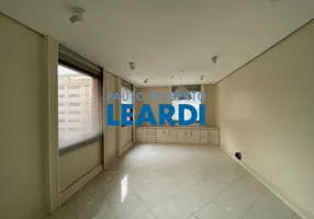 Foto 1 de Ponto Comercial para venda ou aluguel, 32m² em Vila Olímpia, São Paulo