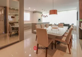 Foto 1 de Apartamento com 4 Quartos à venda, 151m² em Centro, Balneário Camboriú