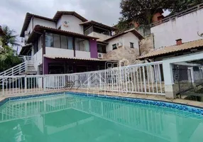 Foto 1 de Casa de Condomínio com 4 Quartos à venda, 343m² em Pendotiba, Niterói