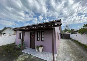 Foto 1 de Casa com 2 Quartos à venda, 80m² em Divinéia, Araranguá