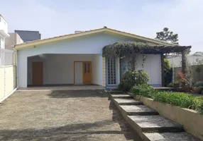 Foto 1 de Casa com 3 Quartos à venda, 179m² em Morro das Pedras, Florianópolis