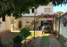 Foto 1 de Casa com 4 Quartos à venda, 180m² em Betânia, Belo Horizonte