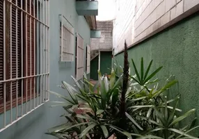 Foto 1 de Casa com 3 Quartos à venda, 170m² em Vila Guedes, São Paulo