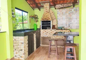 Foto 1 de Casa com 3 Quartos à venda, 125m² em Mariscal, Bombinhas