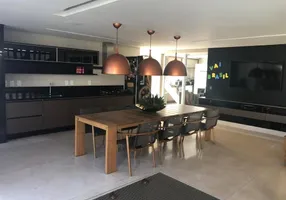 Foto 1 de Casa de Condomínio com 5 Quartos à venda, 600m² em Jardim Alphaville, Goiânia